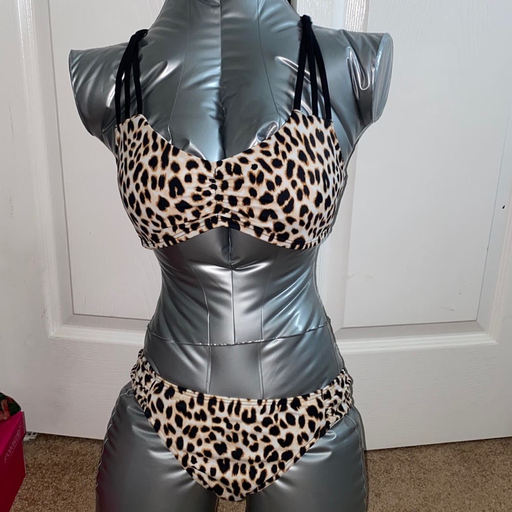 Victoria’s Secret Pink Leopard Bikini